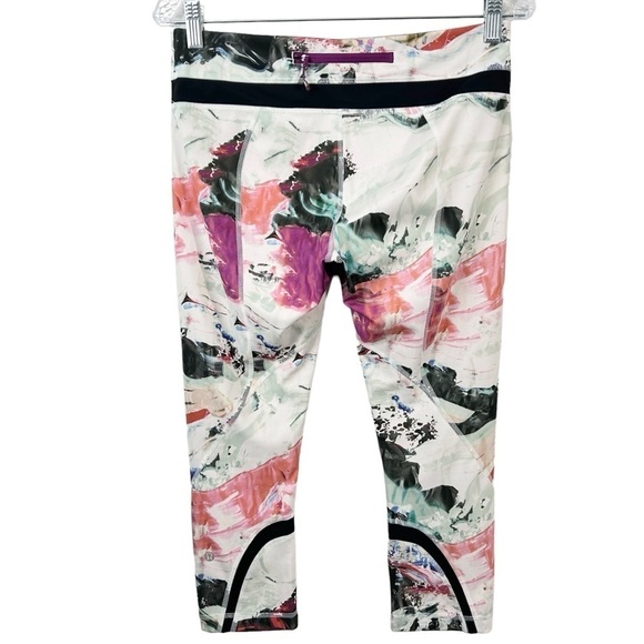 Lululemon Run: Inspire Crop II All Full-On Luxtreme Pigment Wave Multi / Black 8 - Picture 3 of 7